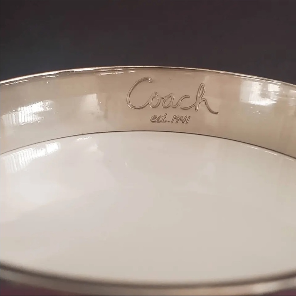 Coach Poppy‎ Limited Edition Enamel Bangle Bracelet - Picture 4 of 4